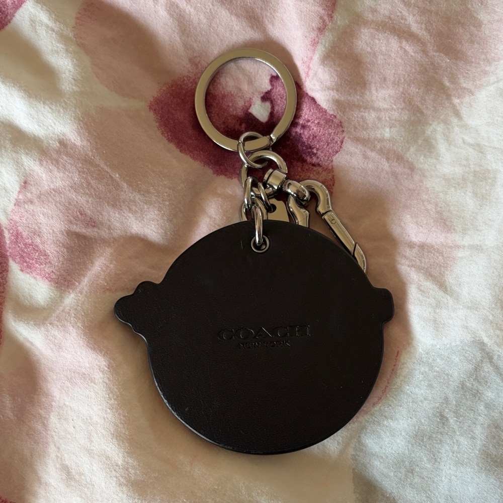 Coach Emoji (Shady) keychain - Picture 2 of 2